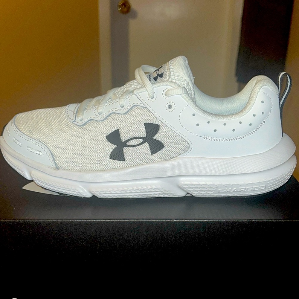 Under Armour Men's Charged Assert 10 Running Shoe